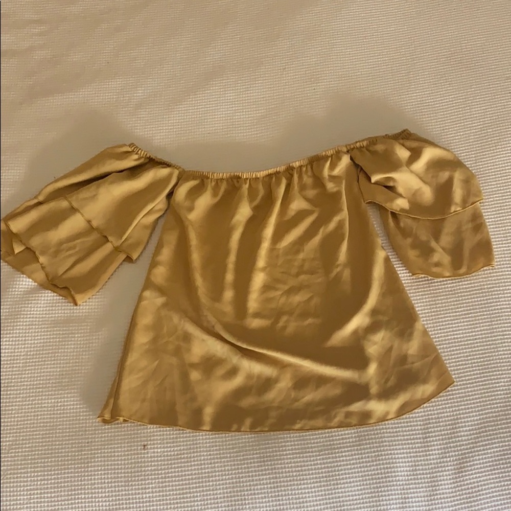 Fresh Tart off the shoulder top